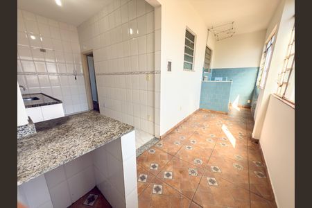 Apartamento para alugar com 70m², 2 quartos e 1 vagaCozinha e Área de Serviço