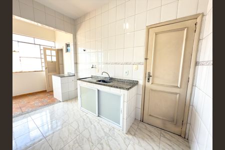 Apartamento para alugar com 70m², 2 quartos e 1 vagaCozinha