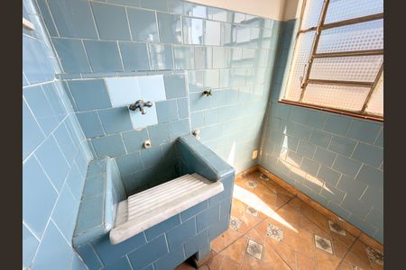 Apartamento para alugar com 70m², 2 quartos e 1 vagaÁrea de Serviço