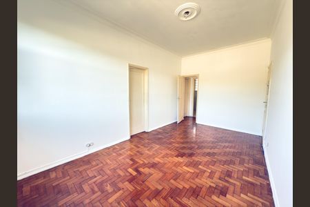Apartamento para alugar com 70m², 2 quartos e 1 vagaSala