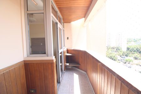 Apartamento para alugar com 3 quartos, 68m² em Vila Sofia, São Paulo