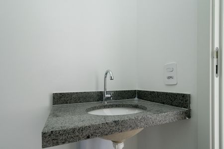 Apartamento à venda com 49m², 2 quartos e 1 vaga Apartamento à venda com 49m², 2 quartos e 1 vagaBanheiro Social