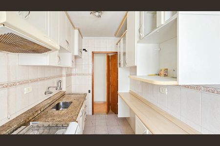 Apartamento à venda com 65m², 3 quartos e 1 vagaCozinha e área de serviço
