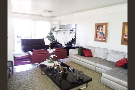 Apartamento à venda com 4 quartos, 308m² em Vila Paraiso, Campinas