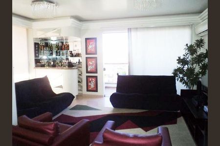 Apartamento à venda com 308m², 4 quartos e 4 vagas