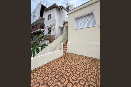 Casa à venda com 90m², 3 quartos e sem vagaQuintal