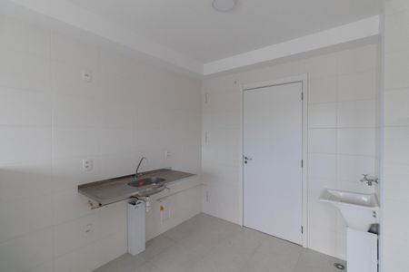 Apartamento para alugar com 32m², 2 quartos e sem vaga Apartamento para alugar com 32m², 2 quartos e sem vagaCozinha e Área de Serviço