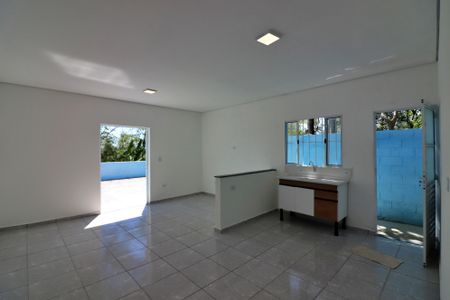 Sala/Cozinha  de casa para alugar com 2 quartos, 110m² em Barro Branco, Ribeirão Pires