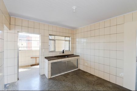 Casa para alugar com 116m², 1 quarto e 6 vagasCozinha