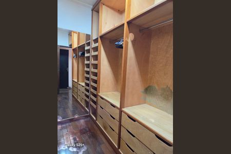 Casa à venda com 3 quartos, 302m² em Chácara Seis de Outubro, São Paulo