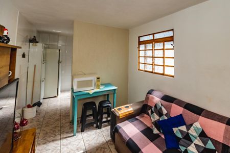 Casa para alugar com 2 quartos, 80m² em Alípio de Melo, Belo Horizonte