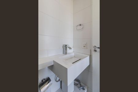 Apartamento para alugar com 38m², 2 quartos e sem vaga Apartamento para alugar com 38m², 2 quartos e sem vagaBanheiro