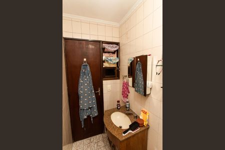 Casa à venda com 258m², 4 quartos e sem vagaBanheiro