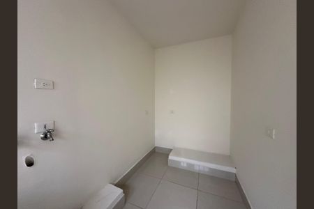 Casa de condomínio à venda com 362m², 3 quartos e 4 vagas Casa de condomínio à venda com 362m², 3 quartos e 4 vagasÁrea de Serviço