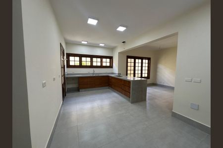 Casa de condomínio à venda com 362m², 3 quartos e 4 vagas Casa de condomínio à venda com 362m², 3 quartos e 4 vagasCozinha