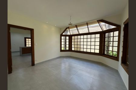 Casa de condomínio à venda com 362m², 3 quartos e 4 vagas Casa de condomínio à venda com 362m², 3 quartos e 4 vagasCopa