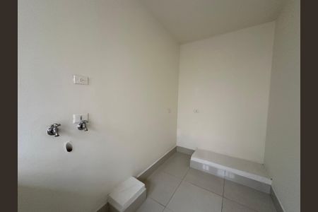 Casa de condomínio à venda com 362m², 3 quartos e 4 vagas Casa de condomínio à venda com 362m², 3 quartos e 4 vagasÁrea de Serviço