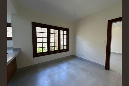 Casa de condomínio à venda com 362m², 3 quartos e 4 vagas Casa de condomínio à venda com 362m², 3 quartos e 4 vagasCozinha