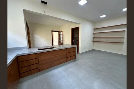 Casa de condomínio à venda com 362m², 3 quartos e 4 vagas Casa de condomínio à venda com 362m², 3 quartos e 4 vagasCozinha