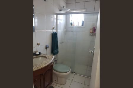 Casa à venda com 4 quartos, 225m² em Vila Firmiano Pinto, São Paulo