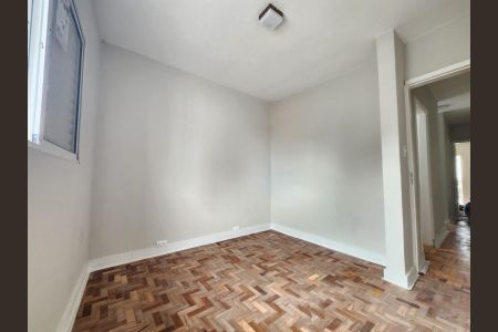 Casa à venda com 4 quartos, 132m² em Jardim Aeroporto, São Paulo