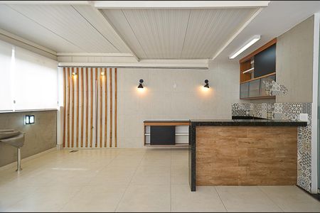 Apartamento à venda com 111m², 3 quartos e 3 vagasCozinha Cobertura