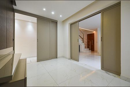 Apartamento à venda com 111m², 3 quartos e 3 vagasSala de TV