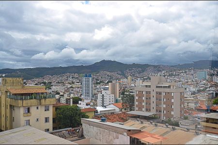 Apartamento à venda com 111m², 3 quartos e 3 vagasVista