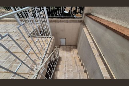 Casa à venda com 347m², 3 quartos e 1 vagaEscada