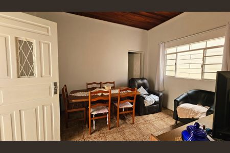 Casa à venda com 3 quartos, 347m² em Vila Virginia, Jundiaí