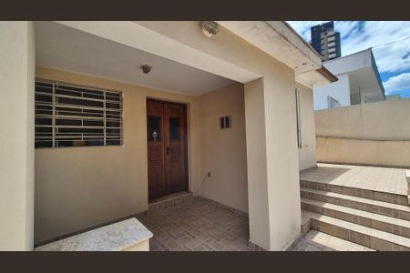 Casa à venda com 347m², 3 quartos e 1 vagaQuintal