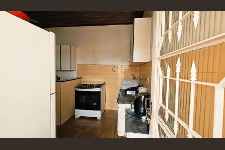 Casa à venda com 347m², 3 quartos e 1 vagaEdícula