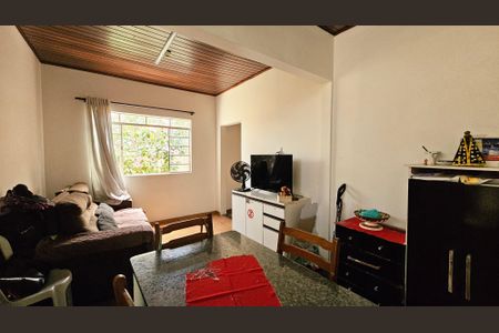 Casa à venda com 347m², 3 quartos e 1 vagaEdícula