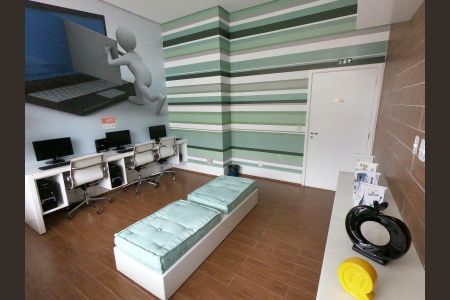 Apartamento à venda com 2 quartos, 64m² em Vila Alexandria, São Paulo