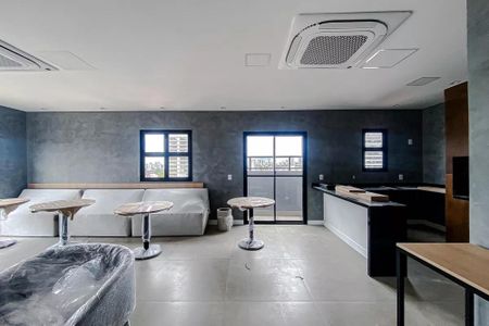 Apartamento para alugar com 38m², 2 quartos e sem vagaÁrea comum - Salão de festas