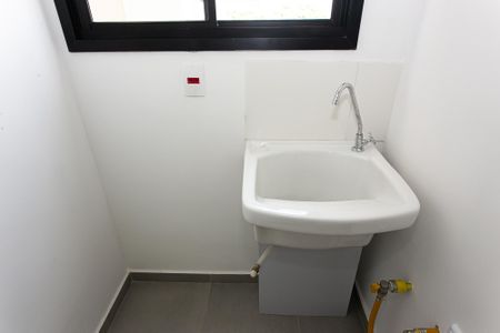Apartamento para alugar com 38m², 2 quartos e sem vagaÁrea de Serviço - Tanque