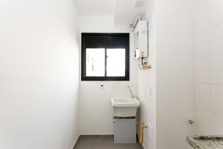 Apartamento para alugar com 38m², 2 quartos e sem vagaÁrea de Serviço