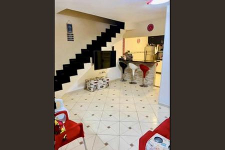 Casa à venda com 2 quartos, 120m² em Vila Primavera, São Paulo