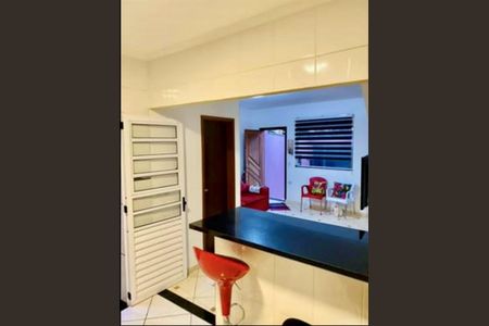 Casa à venda com 2 quartos, 120m² em Vila Primavera, São Paulo