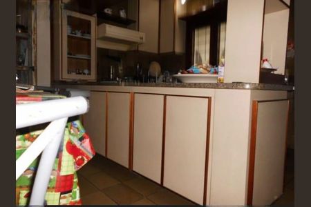 Casa à venda com 4 quartos, 510m² em Cursino, São Paulo