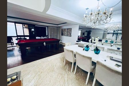 Casa à venda com 3 quartos, 350m² em Água Rasa, São Paulo