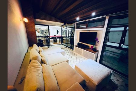 Casa à venda com 3 quartos, 350m² em Água Rasa, São Paulo