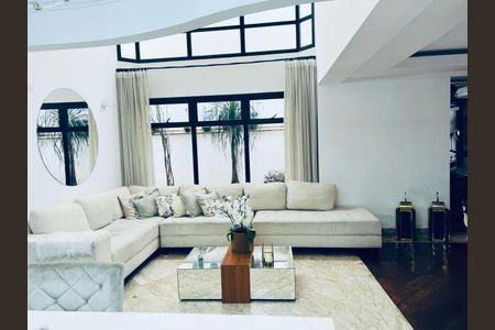 Casa à venda com 3 quartos, 350m² em Água Rasa, São Paulo