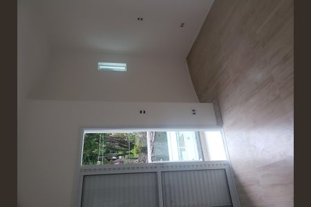 Casa à venda com 3 quartos, 100m² em Parque Residencial Oratorio, São Paulo