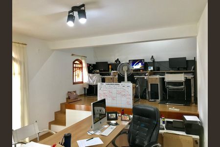 Casa à venda com 3 quartos, 240m² em Jabaquara, São Paulo