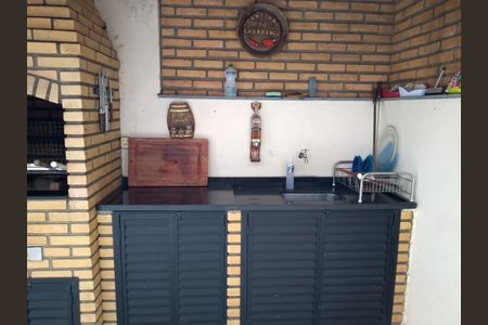 Casa à venda com 3 quartos, 298m² em Sítio da Figueira, São Paulo