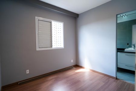 Apartamento para alugar com 54m², 2 quartos e 1 vagaSuite 