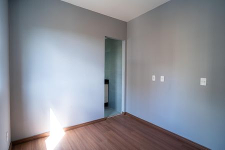 Suite de apartamento para alugar com 2 quartos, 54m² em Jardim Gutierres, Sorocaba