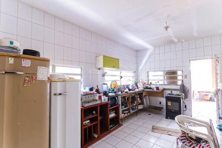 Casa para alugar com 594m², 4 quartos e 2 vagasCozinha