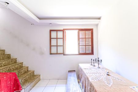 Casa para alugar com 594m², 4 quartos e 2 vagasSala